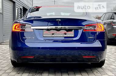 Лифтбек Tesla Model S 2019 в Киеве