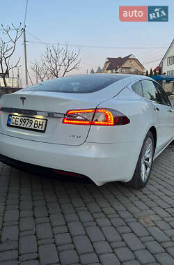 Хетчбек Tesla Model S 2017 в Чернівцях