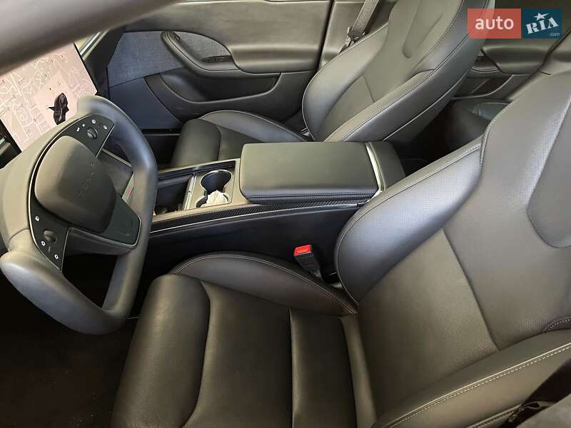 Лифтбек Tesla Model S 2021 в Львове