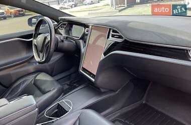 Лифтбек Tesla Model S 2016 в 