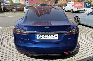 Лифтбек Tesla Model S 2016 в 
