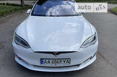 Ліфтбек Tesla Model S 2017 в 