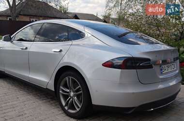 Лифтбек Tesla Model S 2014 в Кропивницком