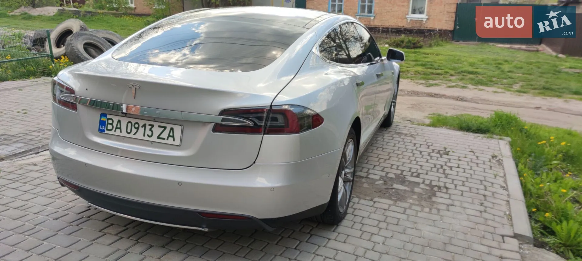 2014 Tesla Model S - мініатюра 8