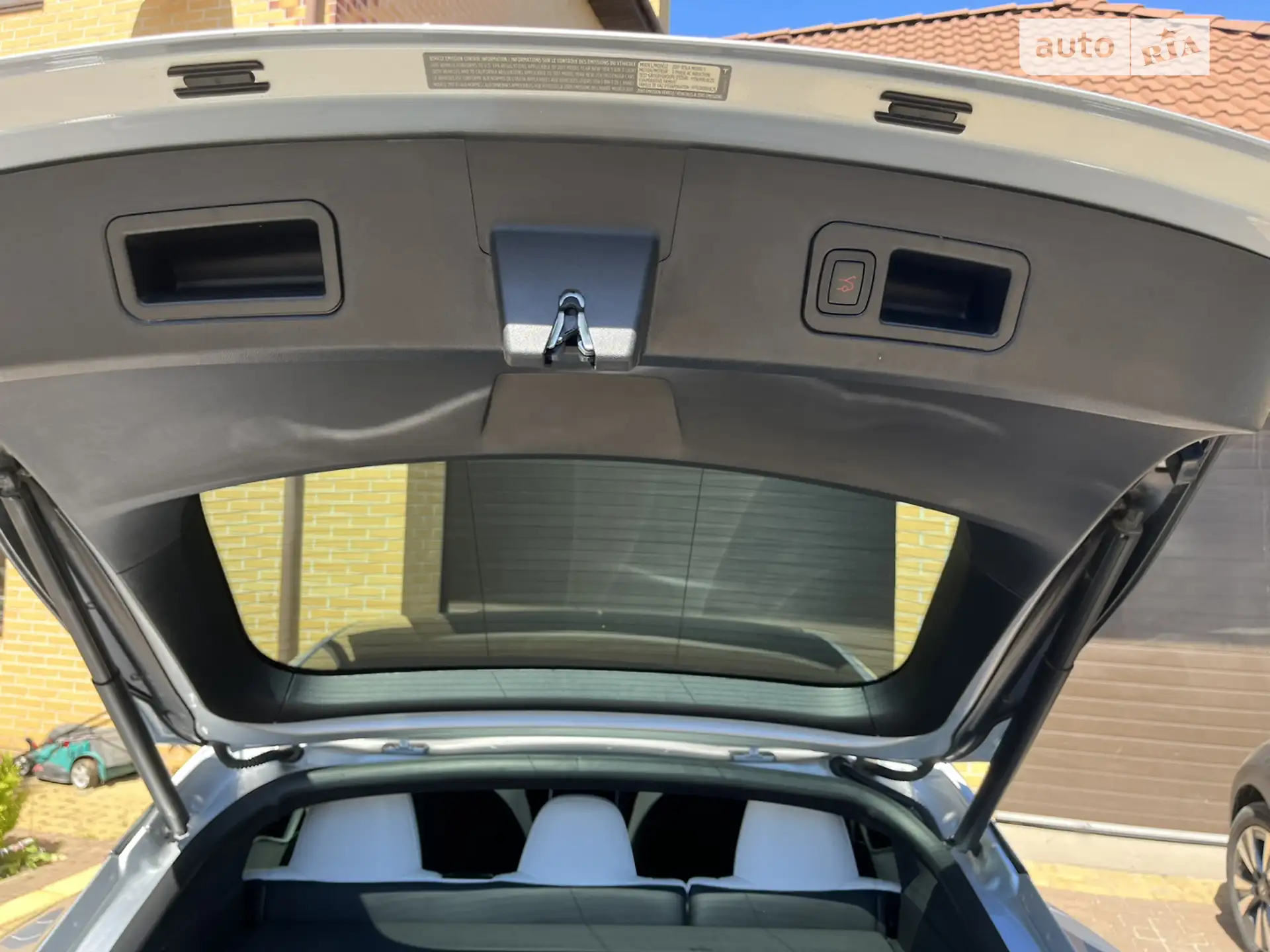 2017 Tesla Model S - мініатюра 19