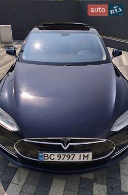 Лифтбек Tesla Model S 2013 в 