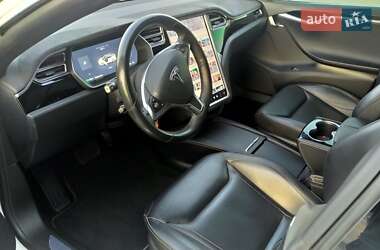 Лифтбек Tesla Model S 2016 в 