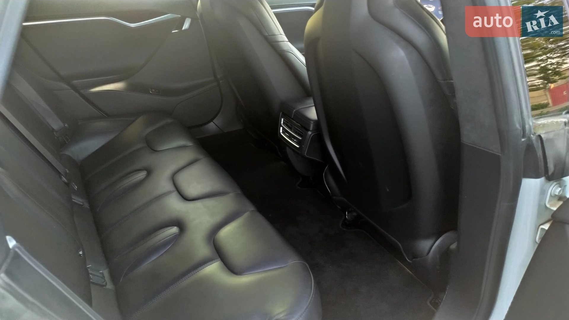2016 Tesla Model S - мініатюра 27