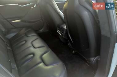 Лифтбек Tesla Model S 2016 в 