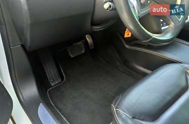 Лифтбек Tesla Model S 2016 в 