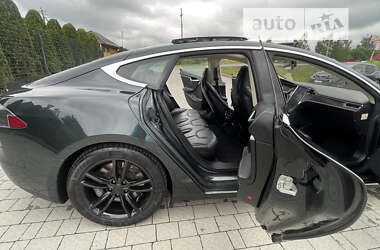 Лифтбек Tesla Model S 2014 в 