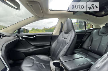 Лифтбек Tesla Model S 2014 в 