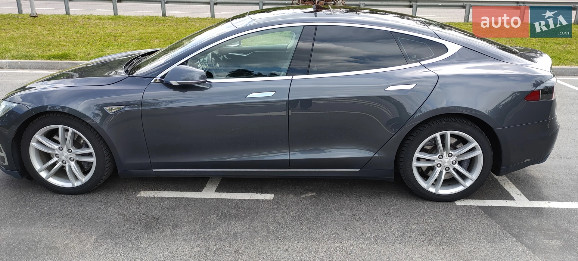 2015 Tesla Model S - мініатюра 8