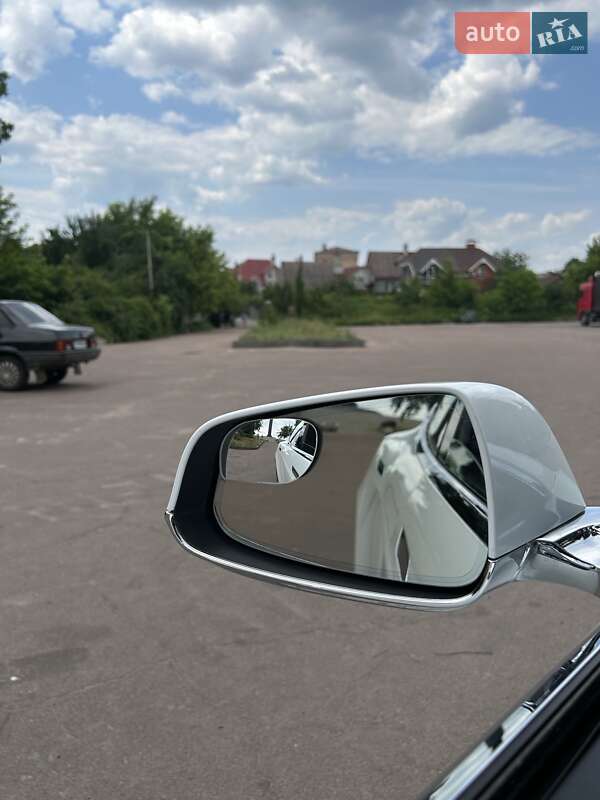 Лифтбек Tesla Model S 2015 в Житомире