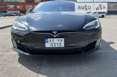 Лифтбек Tesla Model S 2016 в Покровске