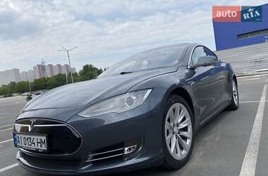 Лифтбек Tesla Model S 2012 в Киеве