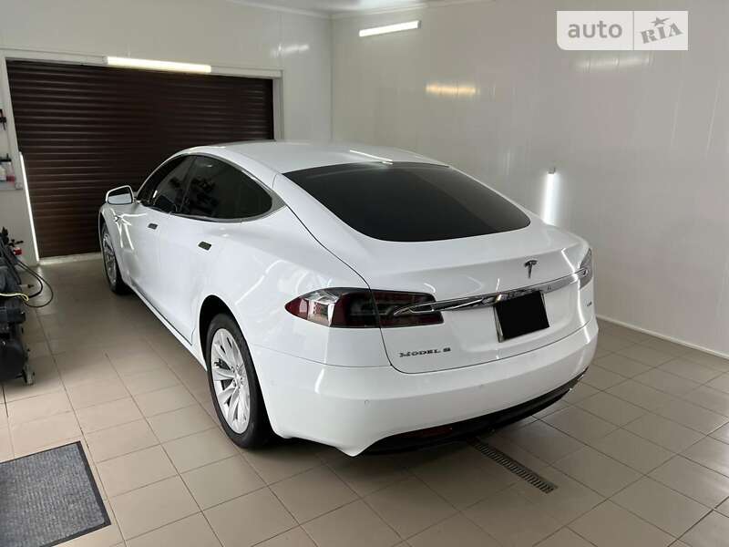 Лифтбек Tesla Model S 2016 в Харькове