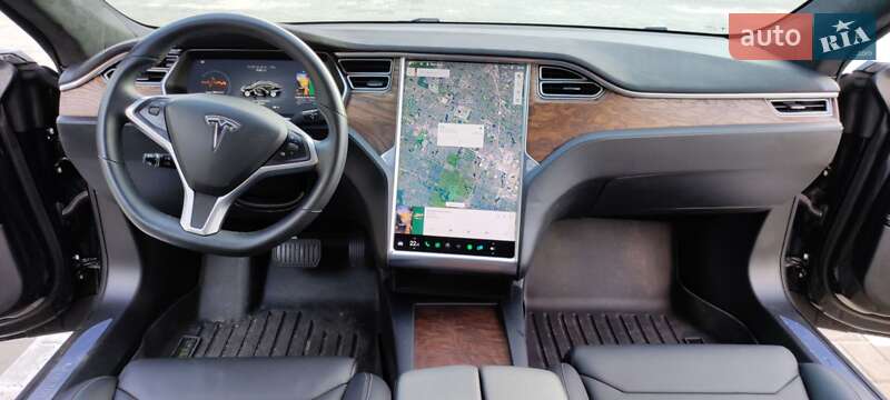 Ліфтбек Tesla Model S 2017 в Києві
