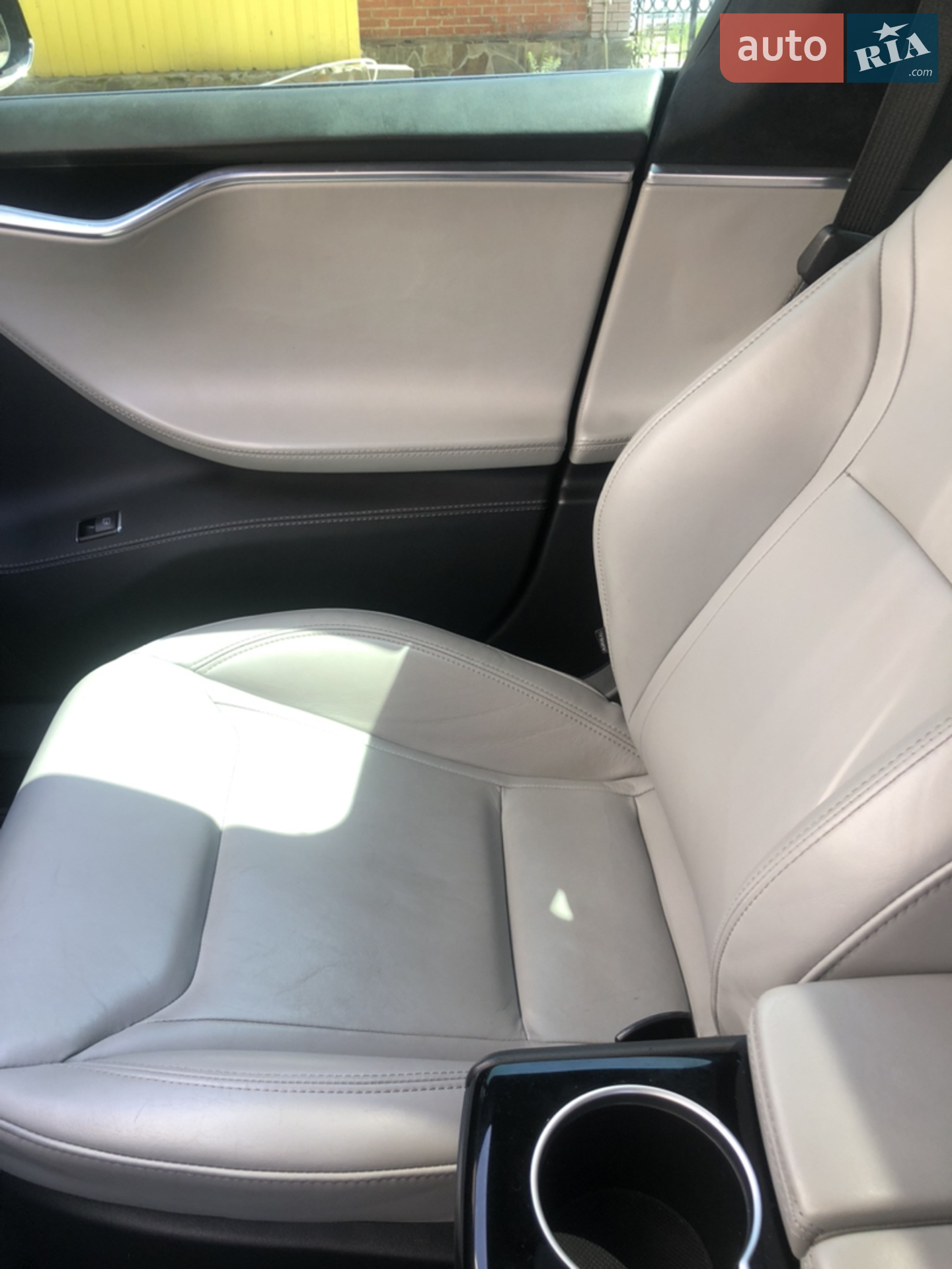 2015 Tesla Model S - мініатюра 17