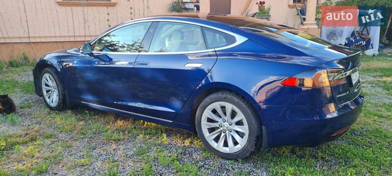 Ліфтбек Tesla Model S 2018 в Харкові фото 3 Ліфтбек Tesla Model S 2018 в Харкові