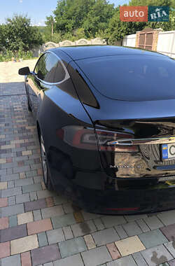Ліфтбек Tesla Model S 2017 в 