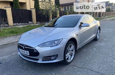 Лифтбек Tesla Model S 2012 в Киеве