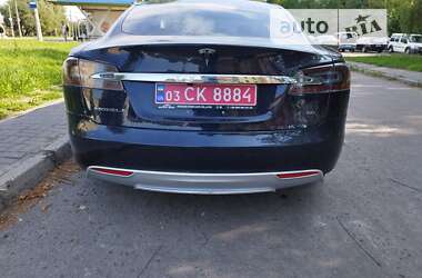 Лифтбек Tesla Model S 2014 в Луцке