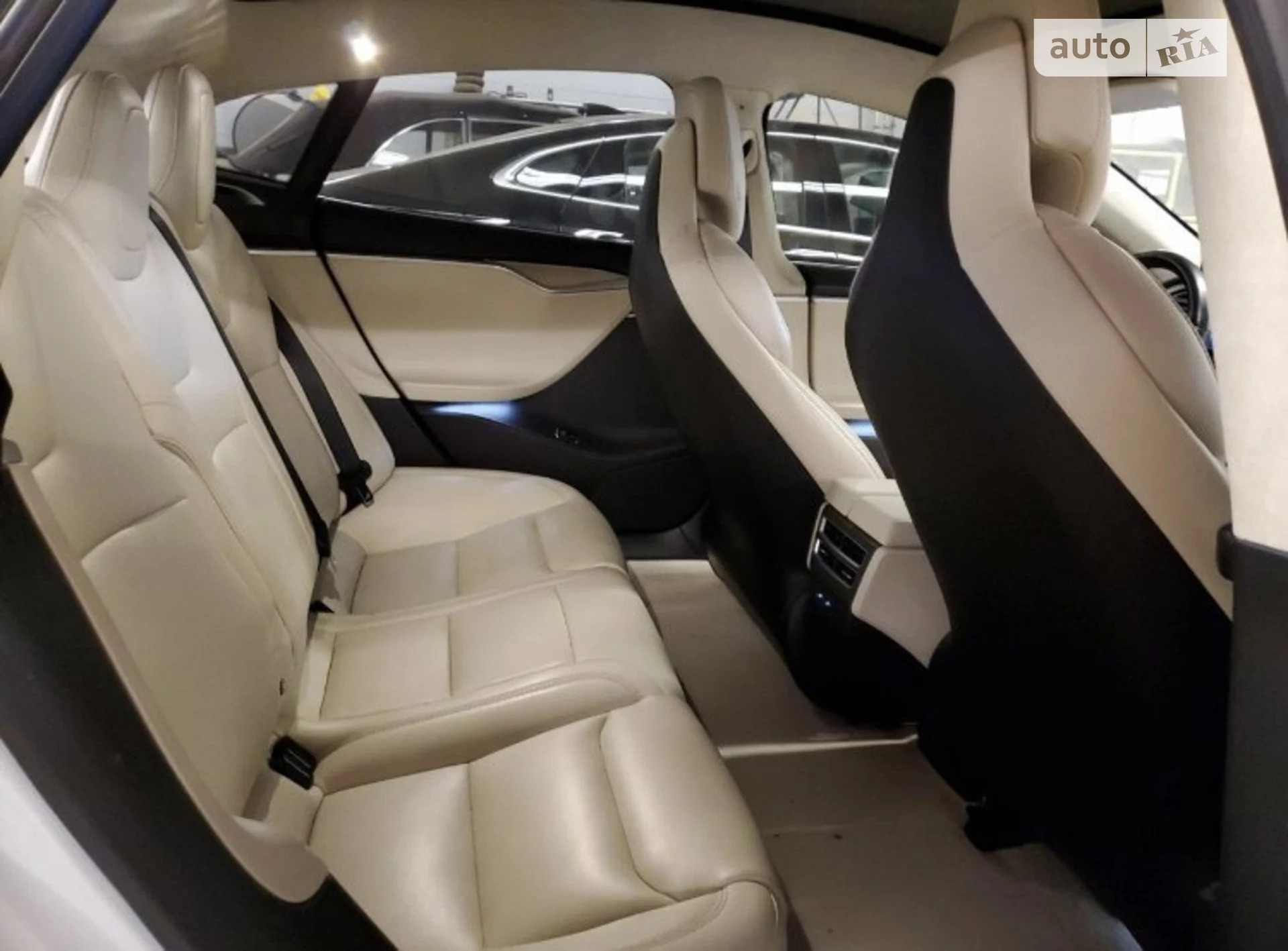 2017 Tesla Model S - мініатюра 16