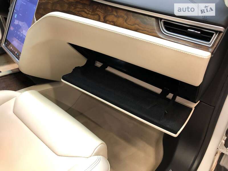 Ліфтбек Tesla Model S 2017 в Вінниці