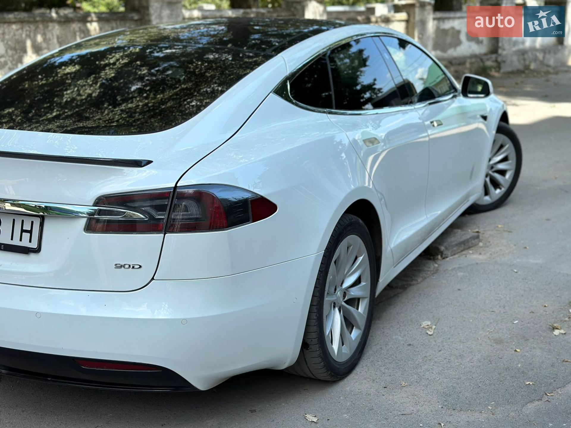 2017 Tesla Model S - мініатюра 10