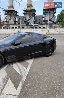 Лифтбек Tesla Model S 2017 в Киеве