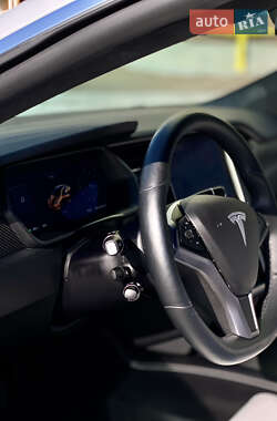 Лифтбек Tesla Model S 2018 в Полтаве