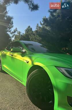Лифтбек Tesla Model S 2019 в Днепре