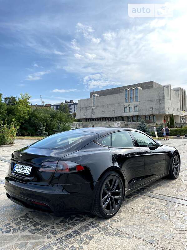 Лифтбек Tesla Model S 2021 в Черкассах