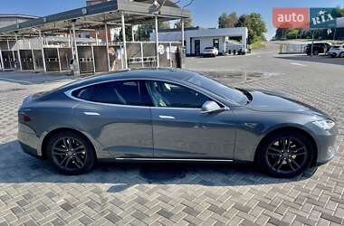 Лифтбек Tesla Model S 2013 в Полтаве
