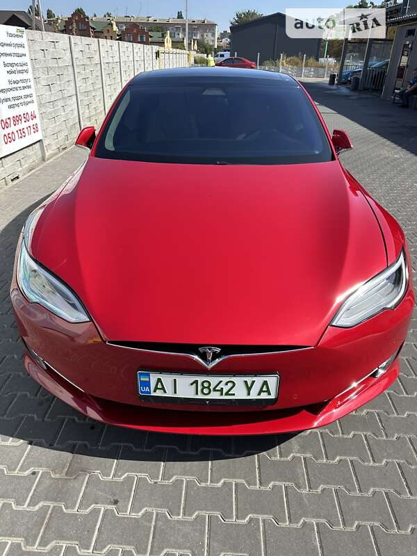 Ліфтбек Tesla Model S 2016 в Білій Церкві