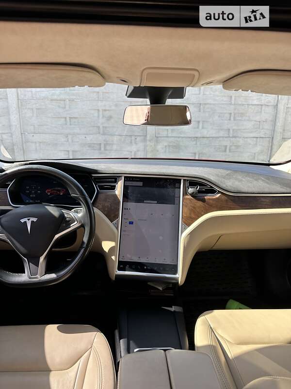 Ліфтбек Tesla Model S 2016 в Білій Церкві