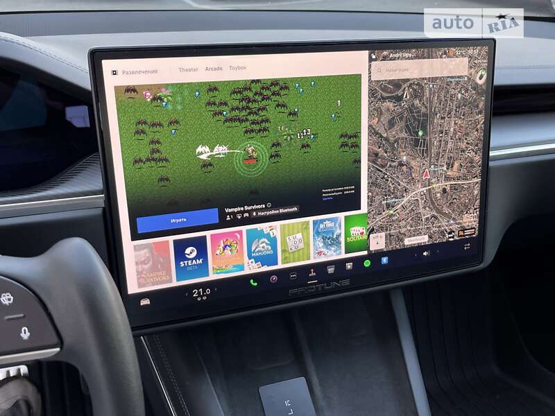 Лифтбек Tesla Model S 2022 в Киеве