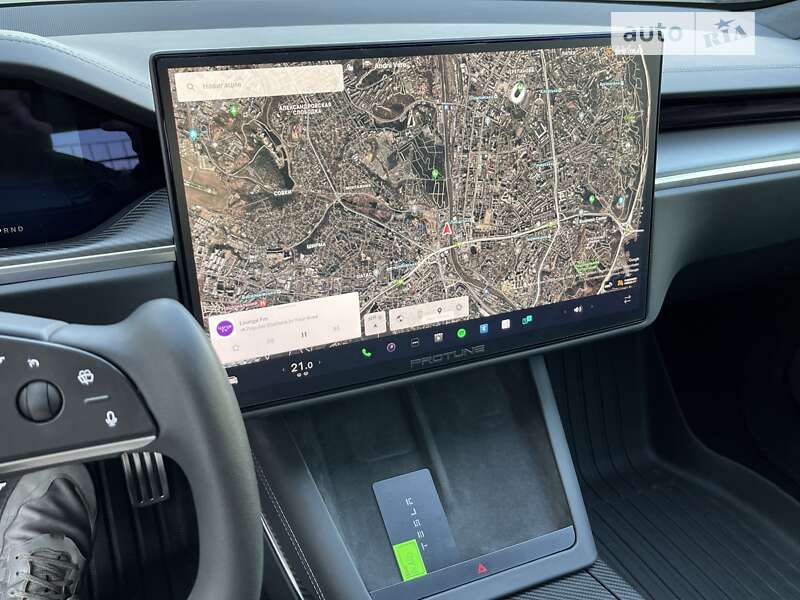 Лифтбек Tesla Model S 2022 в Киеве