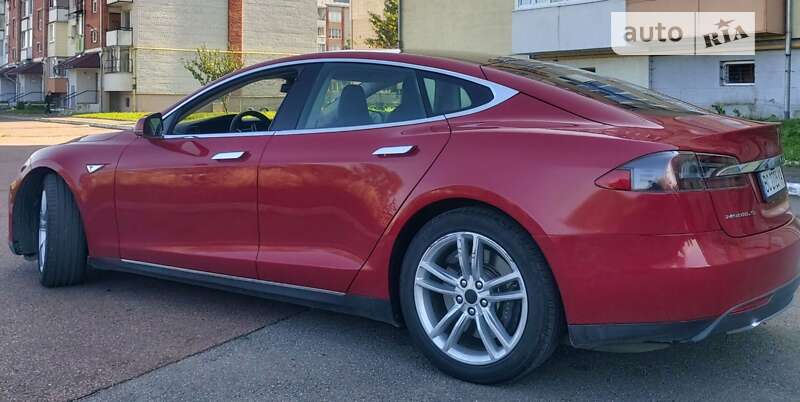 Ліфтбек Tesla Model S 2013 в Дрогобичі фото 4 Ліфтбек Tesla Model S 2013 в Дрогобичі