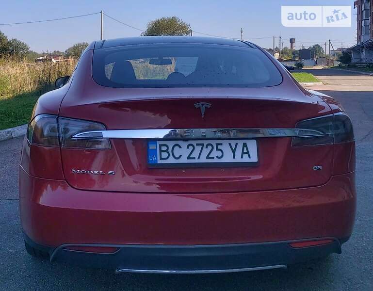 Ліфтбек Tesla Model S 2013 в Дрогобичі фото 6 Ліфтбек Tesla Model S 2013 в Дрогобичі