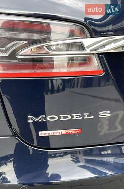 Ліфтбек Tesla Model S 2014 в Ужгороді
