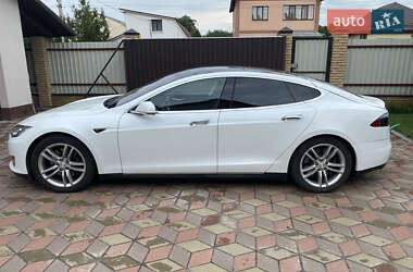 Лифтбек Tesla Model S 2013 в Киеве