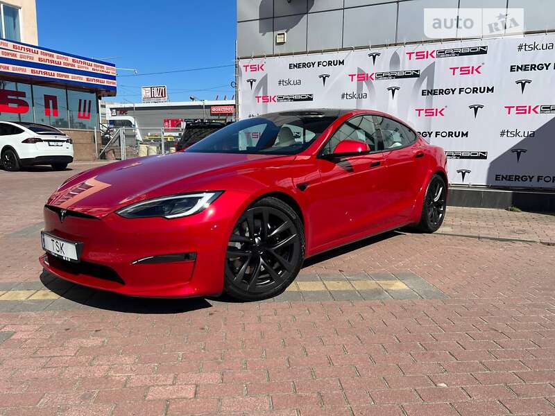 Лифтбек Tesla Model S 2022 в Киеве