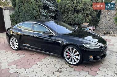 Лифтбек Tesla Model S 2014 в 