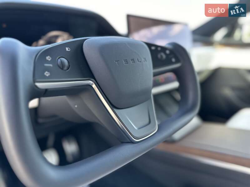 Лифтбек Tesla Model S 2021 в Одессе