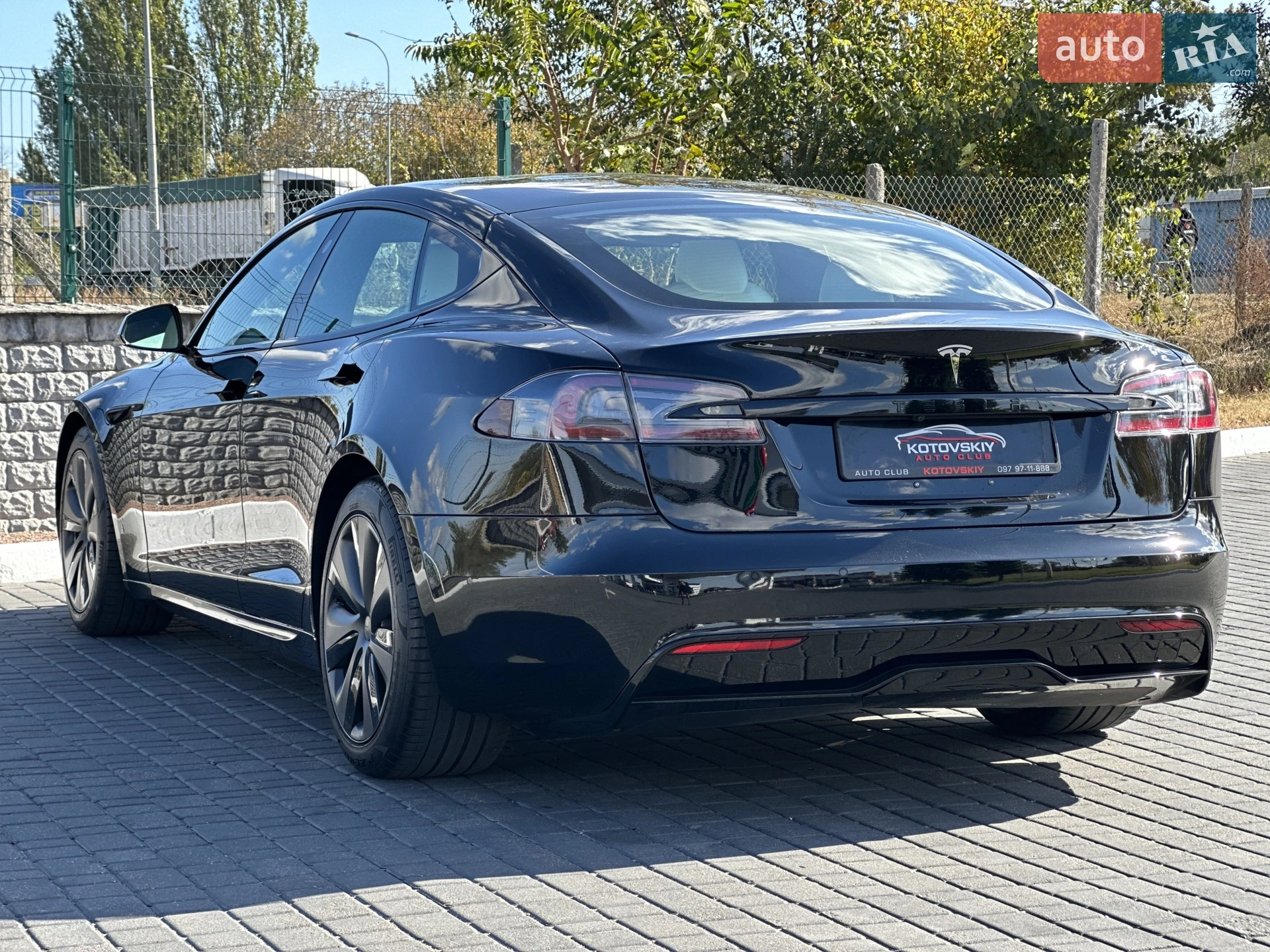 2021 Tesla Model S - мініатюра 32