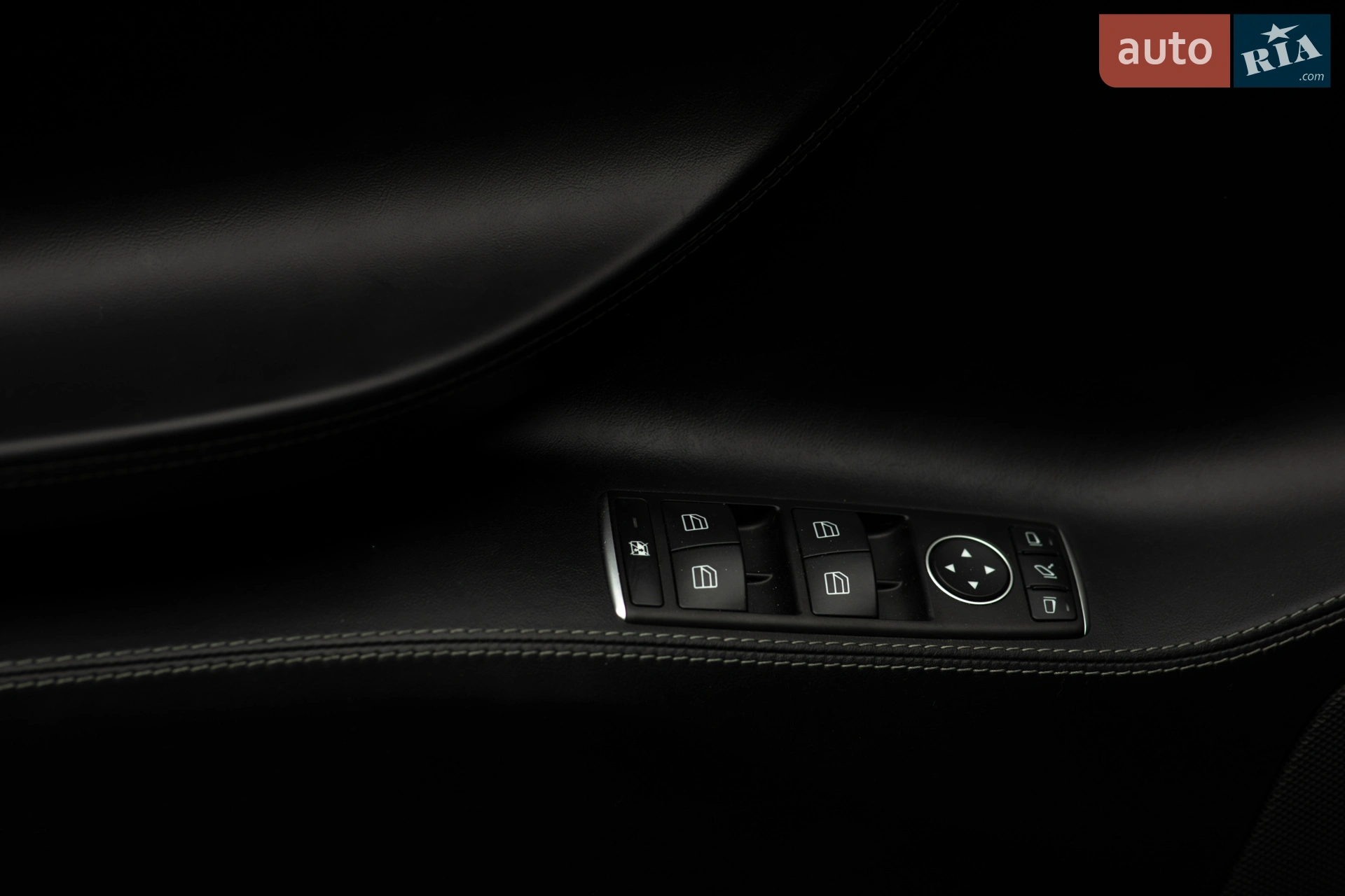 2016 Tesla Model S - мініатюра 30
