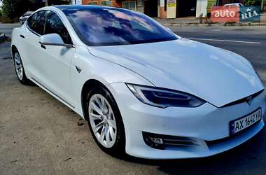 Лифтбек Tesla Model S 2017 в 