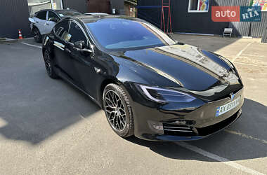 Лифтбек Tesla Model S 2019 в Харькове